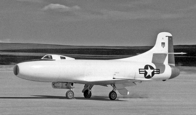 Illustration for article titled This Date in Aviation History: April 12 - April 14